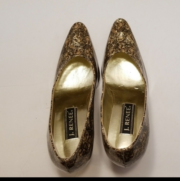 Ladies shoe - Picture 1 of 4